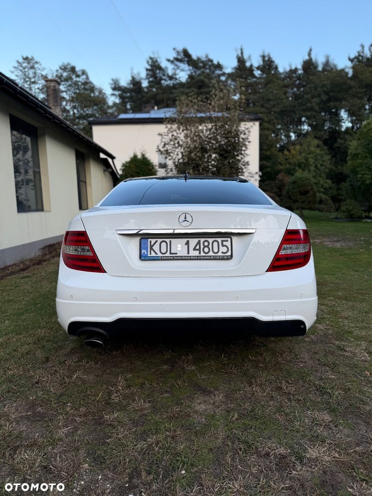 Mercedes-Benz Klasa C 180 Coupe - 6
