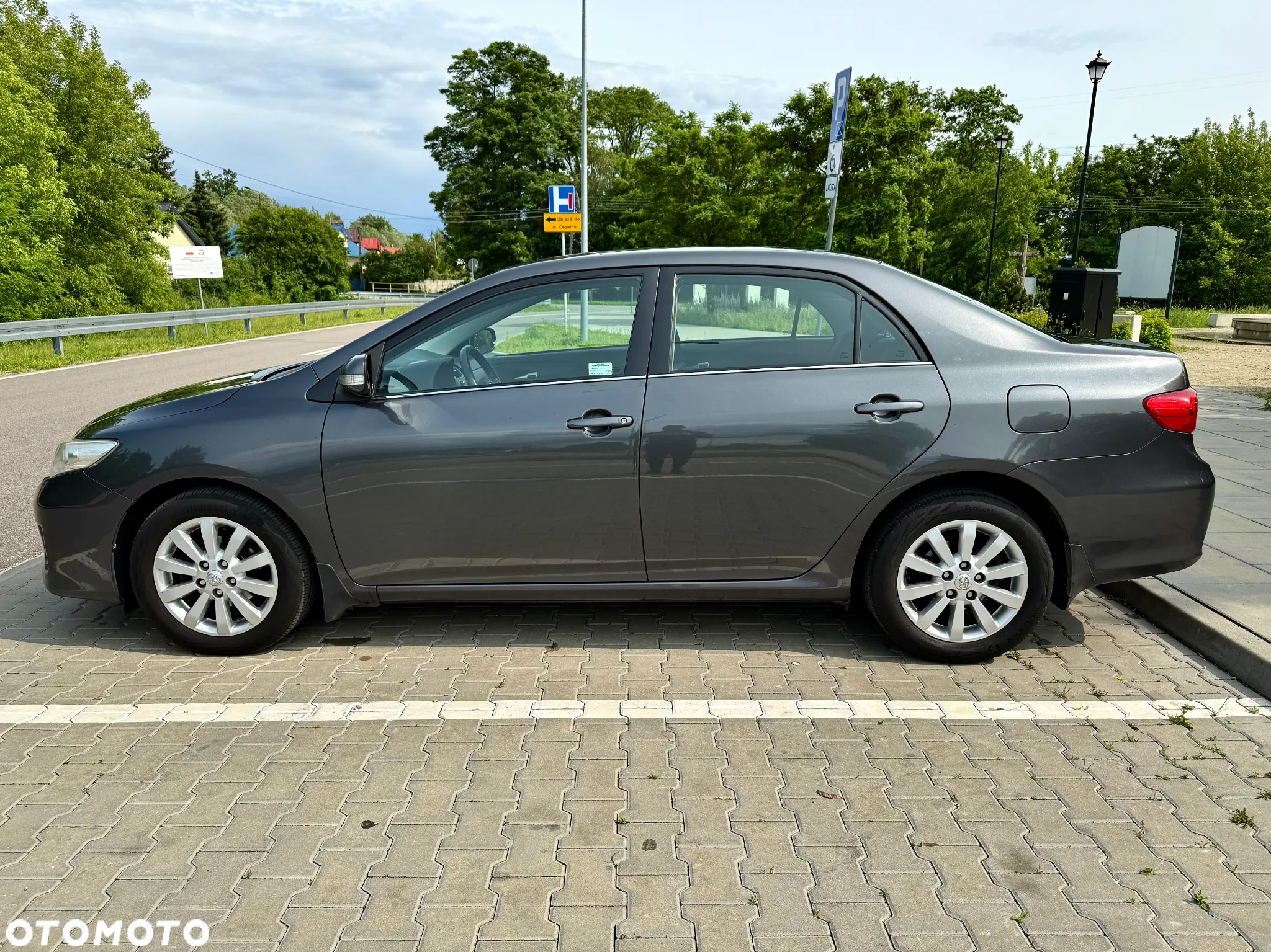 Toyota Corolla 1.6 Premium - 3