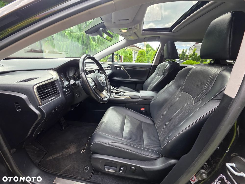 Lexus RX - 14