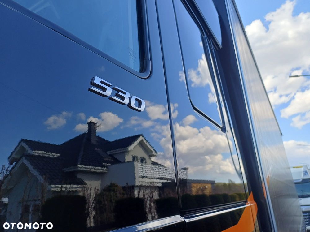 DAF XF 530 SUPER SPACE CAB /SSC / ACC /EURO 6 - 18