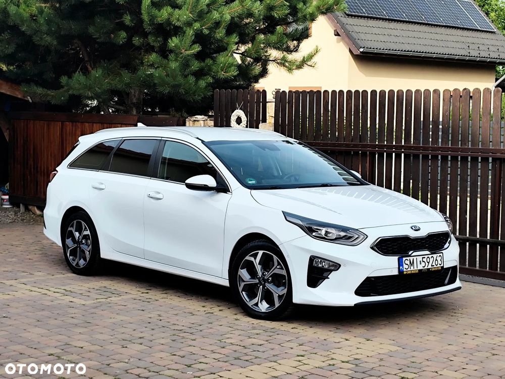 Kia Ceed 1.6 CRDi (48V Mild-Hybrid) Platinum - 3