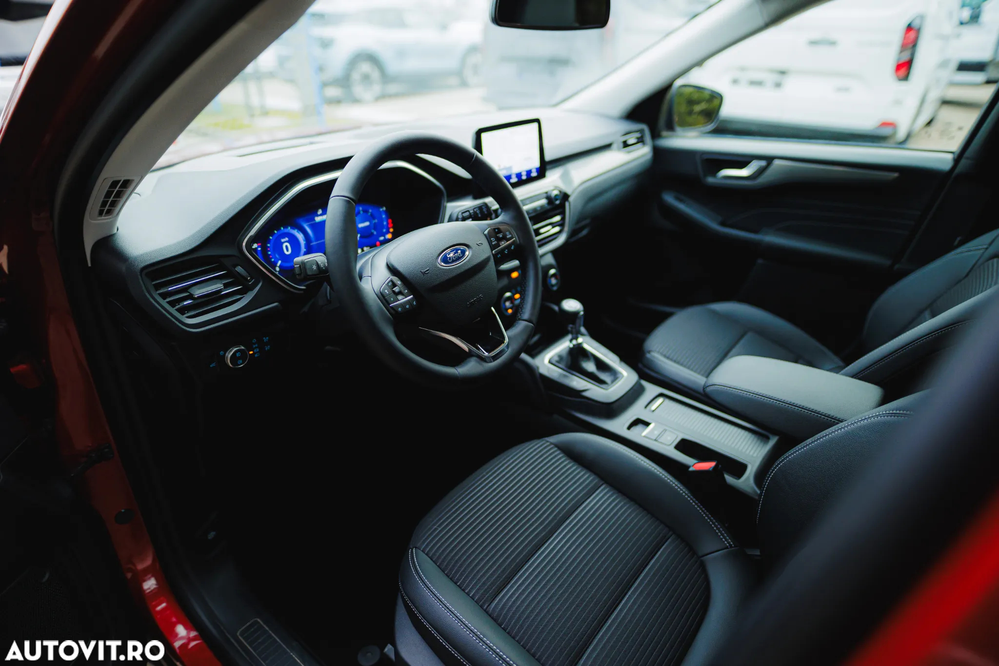 Ford Kuga - 8