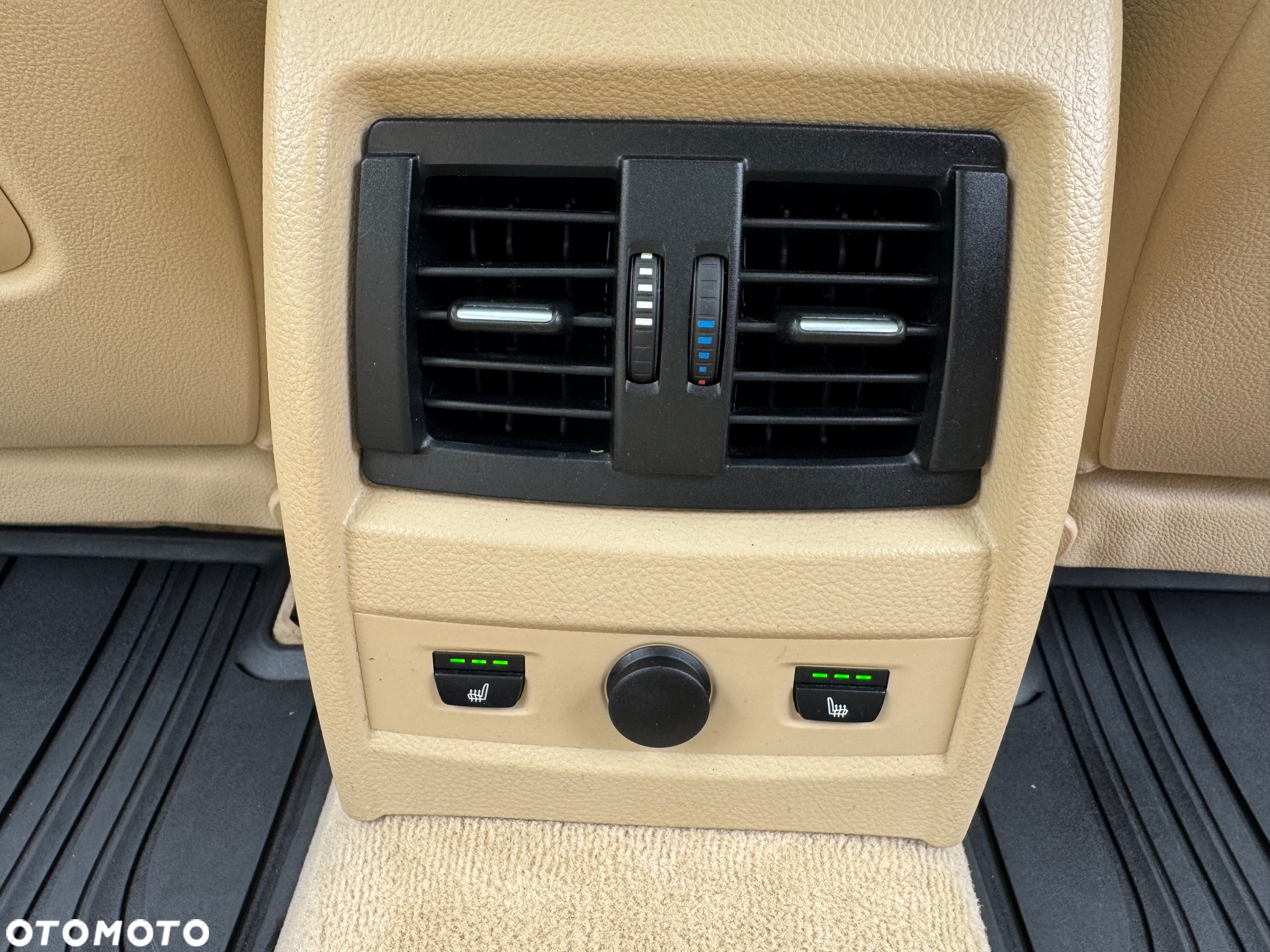BMW Seria 3 328i Luxury Line - 14