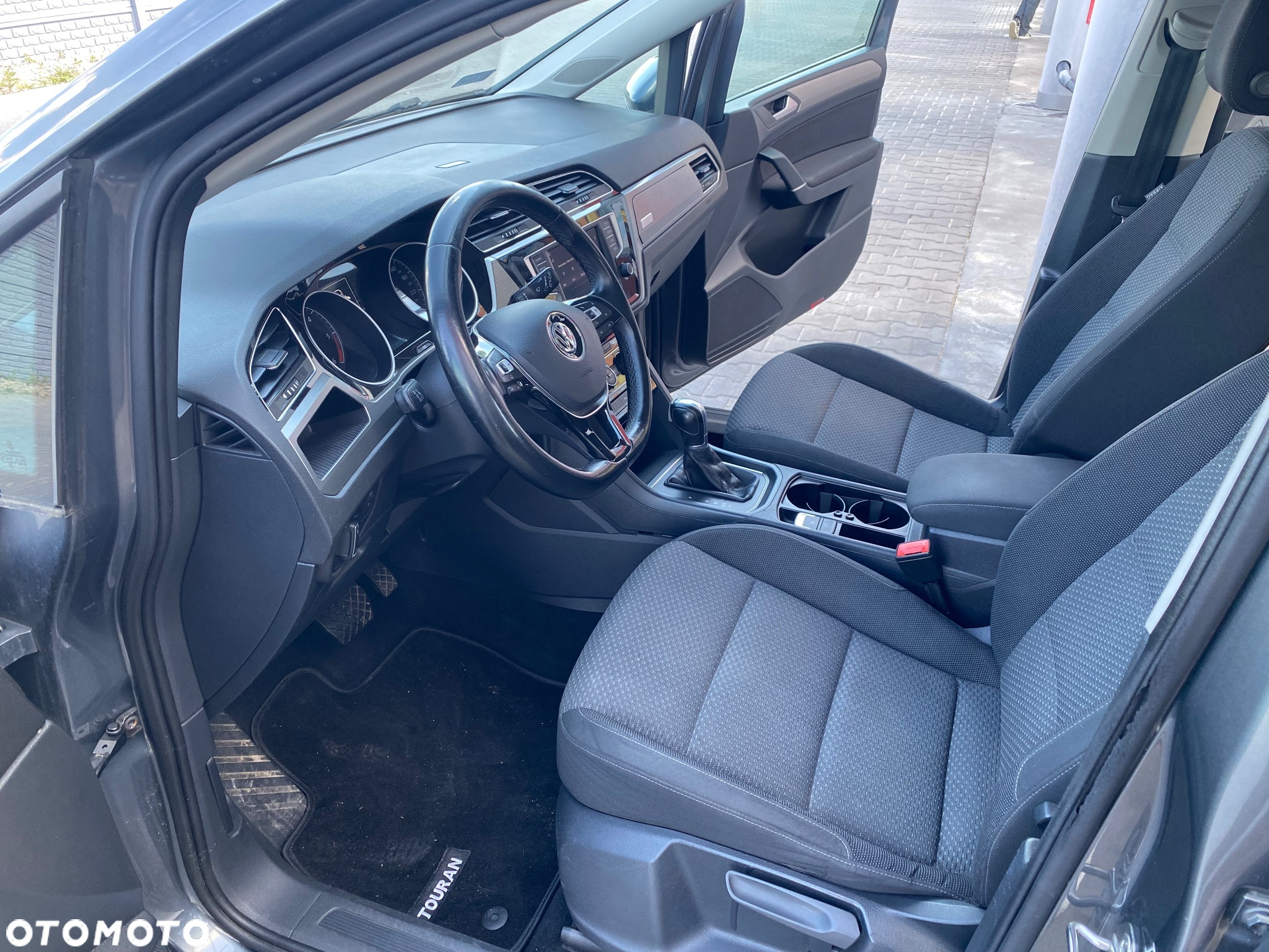 Volkswagen Touran 2.0 TDI BMT Highline DSG - 5