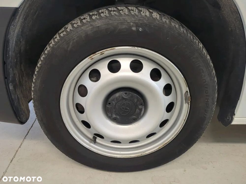 Toyota Proace City Furgon - 11