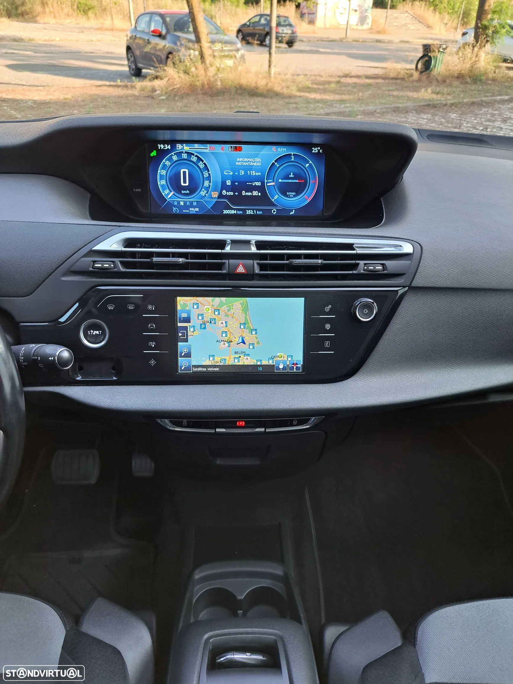 Citroën C4 Grand Picasso 1.6 HDi Exclusive CMP6 - 17