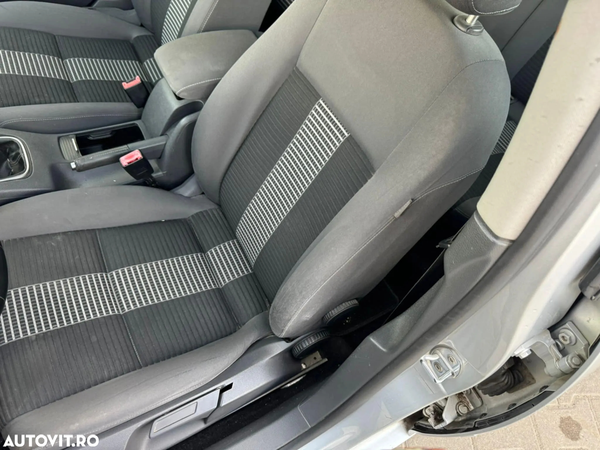 Volkswagen Golf - 7