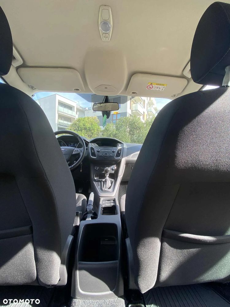 Ford Focus 1.5 TDCi Trend - 19