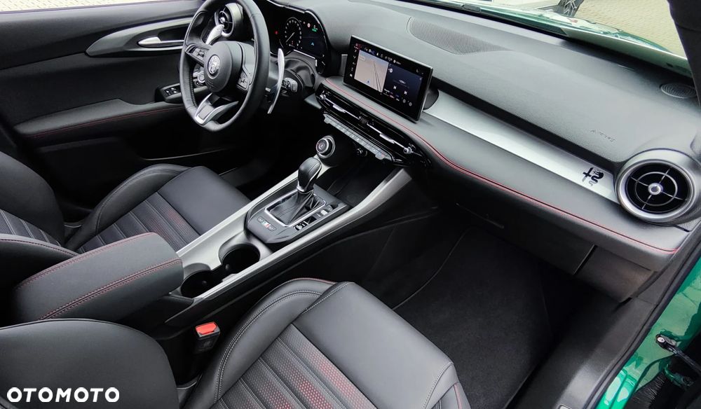 Alfa Romeo Tonale ver-1-5-t4-gse-mhev-tributo-italiano-dct - 22