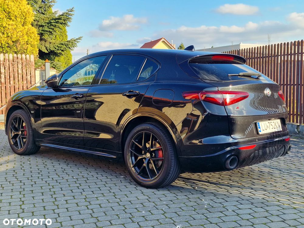 Alfa Romeo Stelvio 2.0 Turbo Veloce Q4 - 2