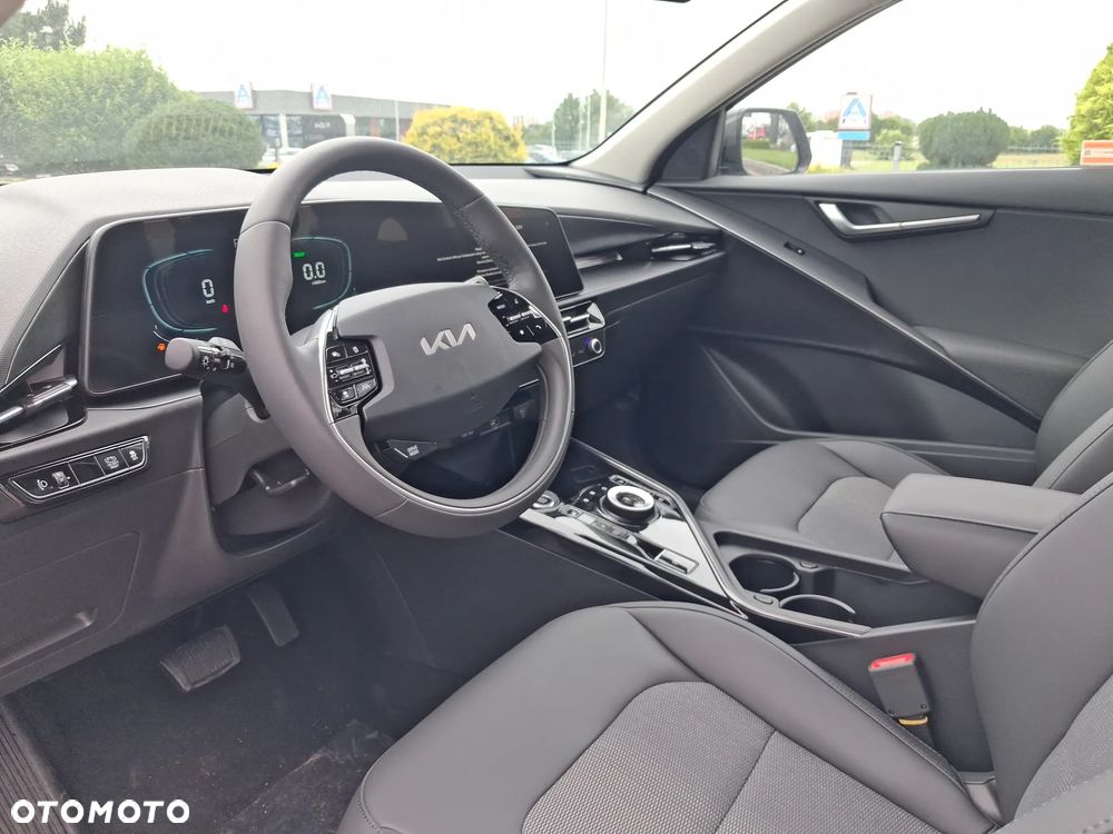 Kia Niro 1.6 GDI Hybrid L - 8