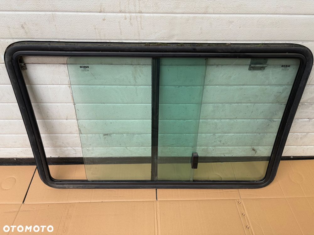 Szyba boczna kamper Iveco Daily przesuwna - 2