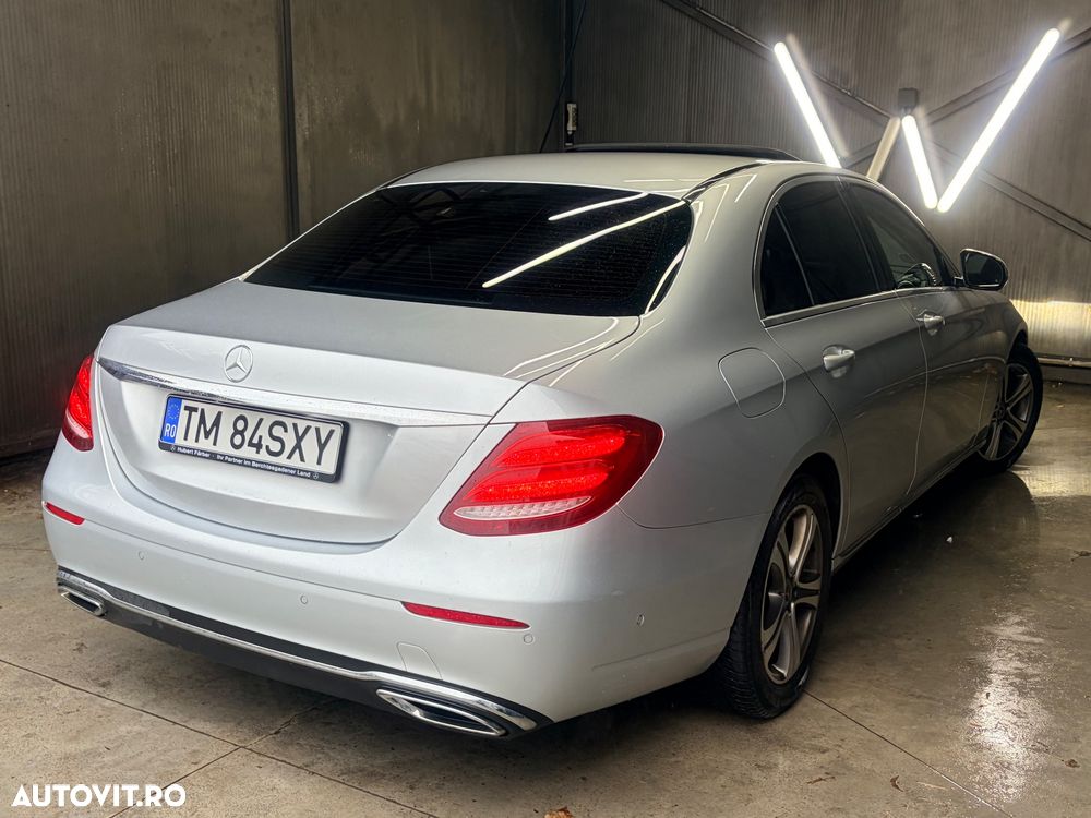 Mercedes-Benz E 220 d Aut. - 18