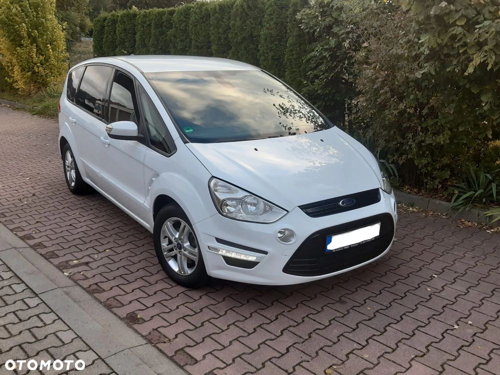 Ford S-Max - 12