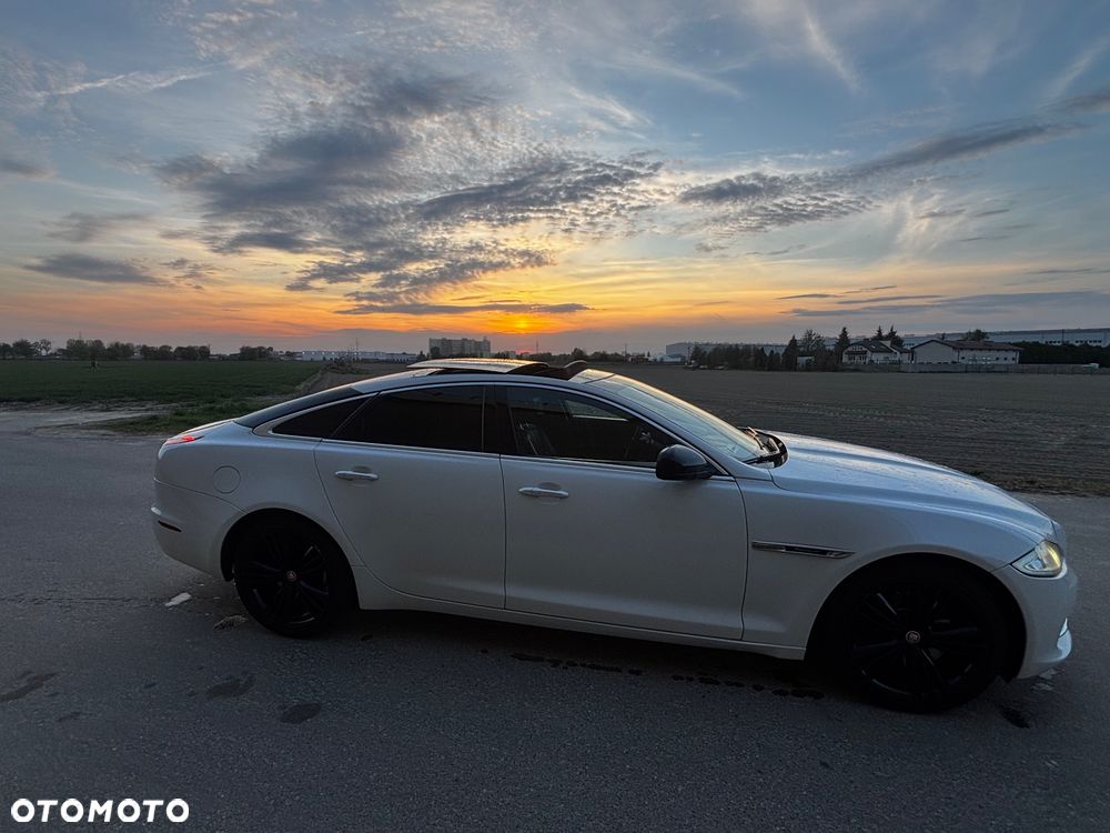 Jaguar XJ 3.0 D V6 Supersport - 9