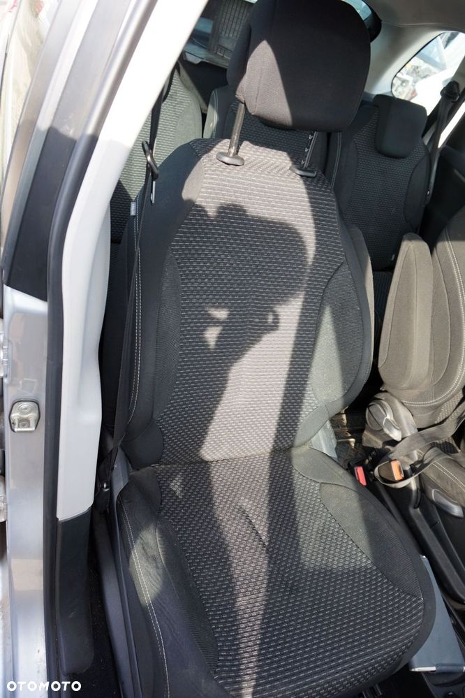 CITROEN C4 PICASSO I  EZRC 1.6 HDI KM SREBRNY na części - 16