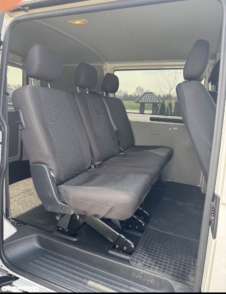 Volkswagen Transporter - 6