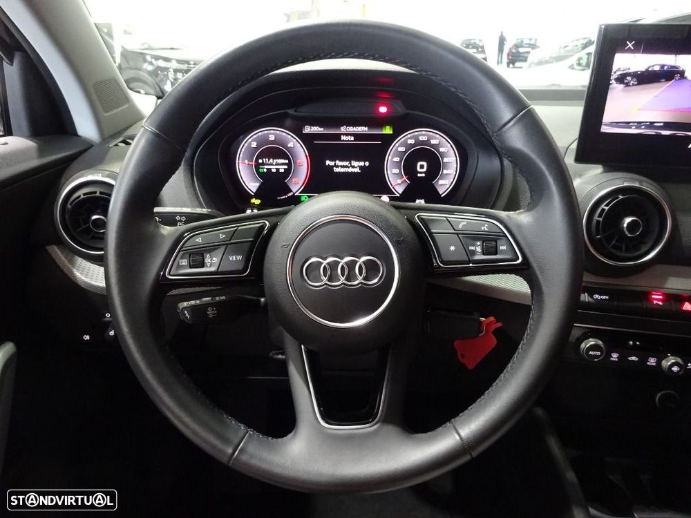 Audi Q2 30 TDI Advanced - 12