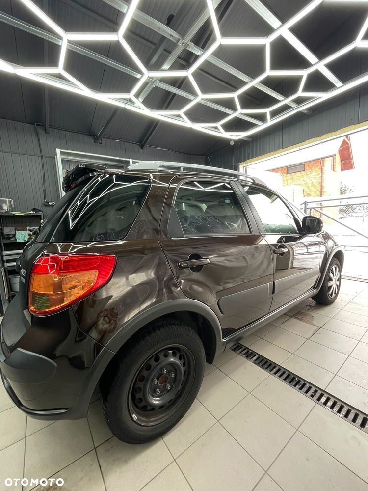 Suzuki SX4 1.6 VVT 4x2 Club - 8