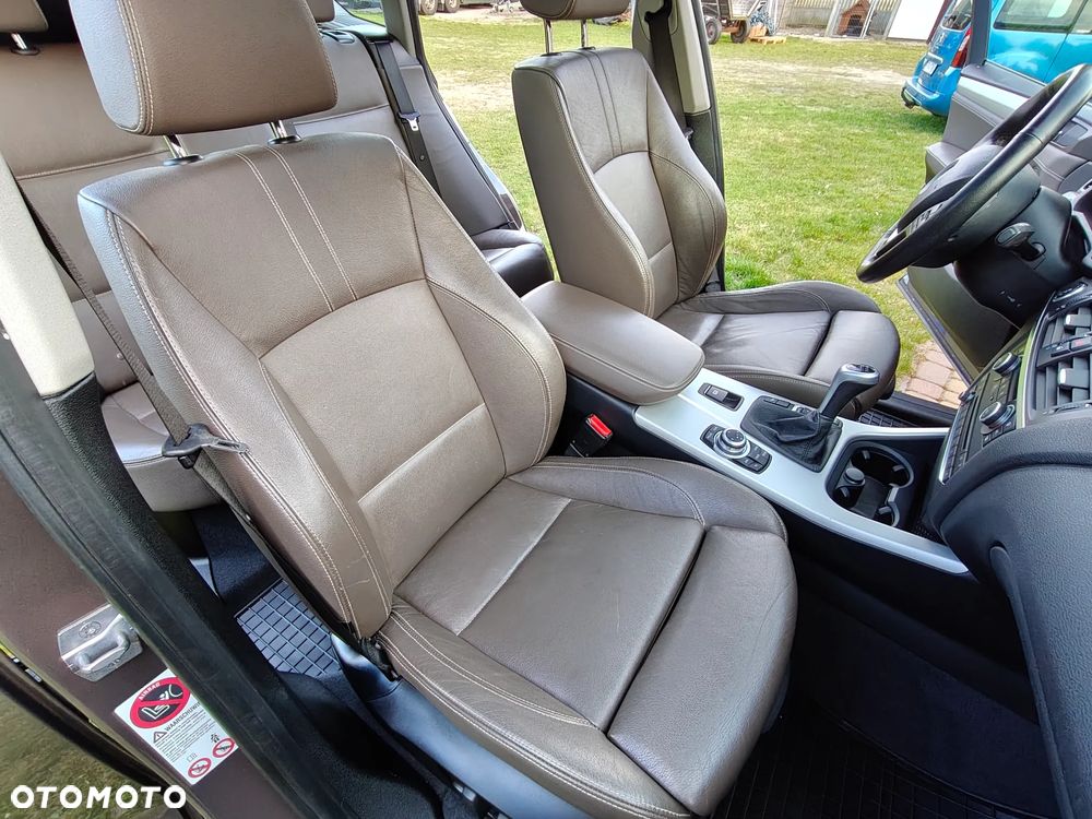 BMW X3 sDrive18d - 35