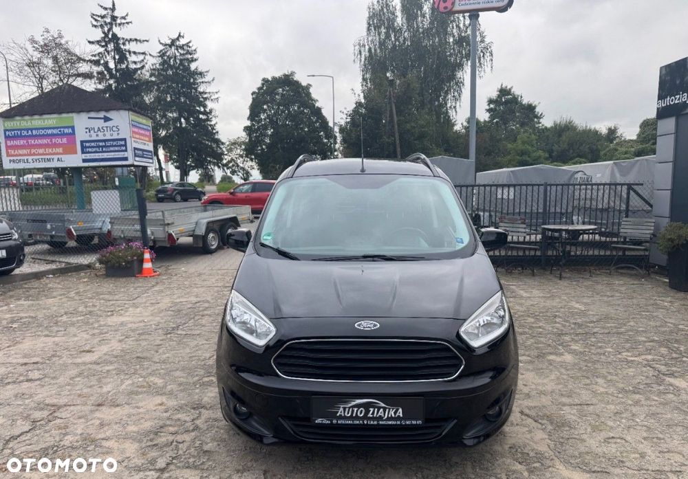 Ford Tourneo Courier - 10
