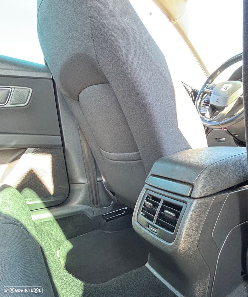 SEAT Leon 1.6 TDI Reference Ecomotive - 11