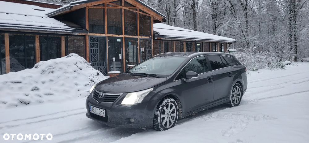 Toyota Avensis 2.0 D-4D Executive - 4