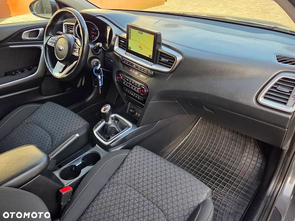 Kia Ceed 1.4 T-GDI OPF Platinum Edition - 8