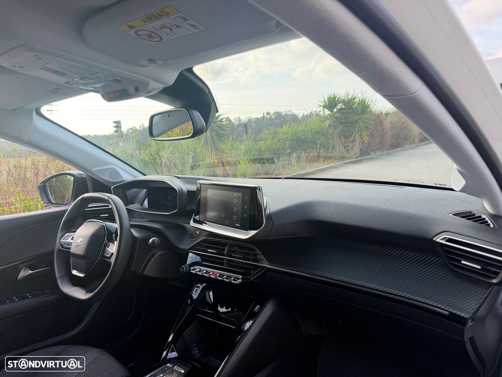 Peugeot e-208 Allure Pack - 4