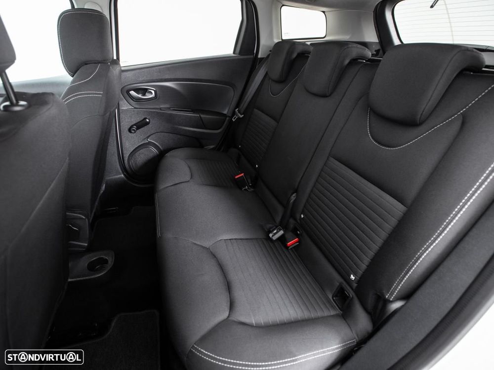 Renault Clio Sport Tourer 1.5 dCi Limited — fotografia 9