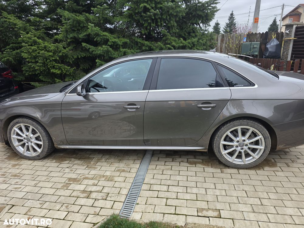 Audi A4 2.0 TFSI quattro Stronic - 10