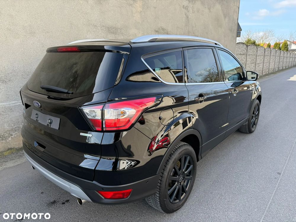Ford Kuga 1.5 EcoBoost 2x4 Titanium - 31