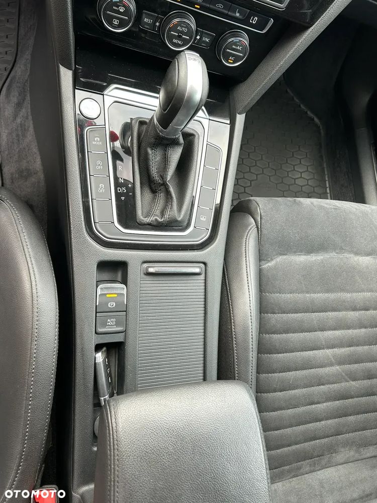Volkswagen Passat 2.0 TDI BMT Highline DSG - 22