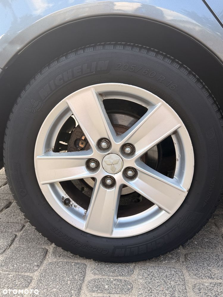 Mitsubishi Lancer 1.8 Invite - 26