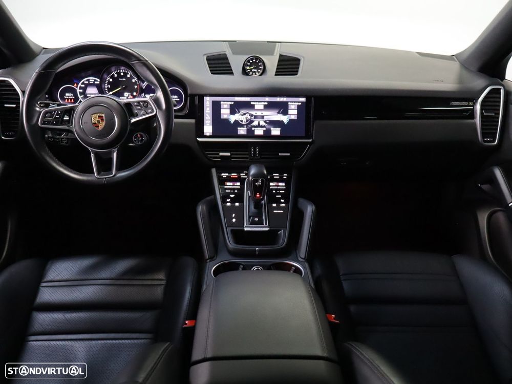 Porsche Cayenne Coupé E-Hybrid - 15