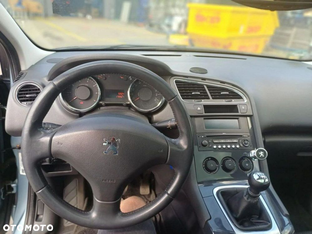 Peugeot 5008 1.6 Active 7os - 9