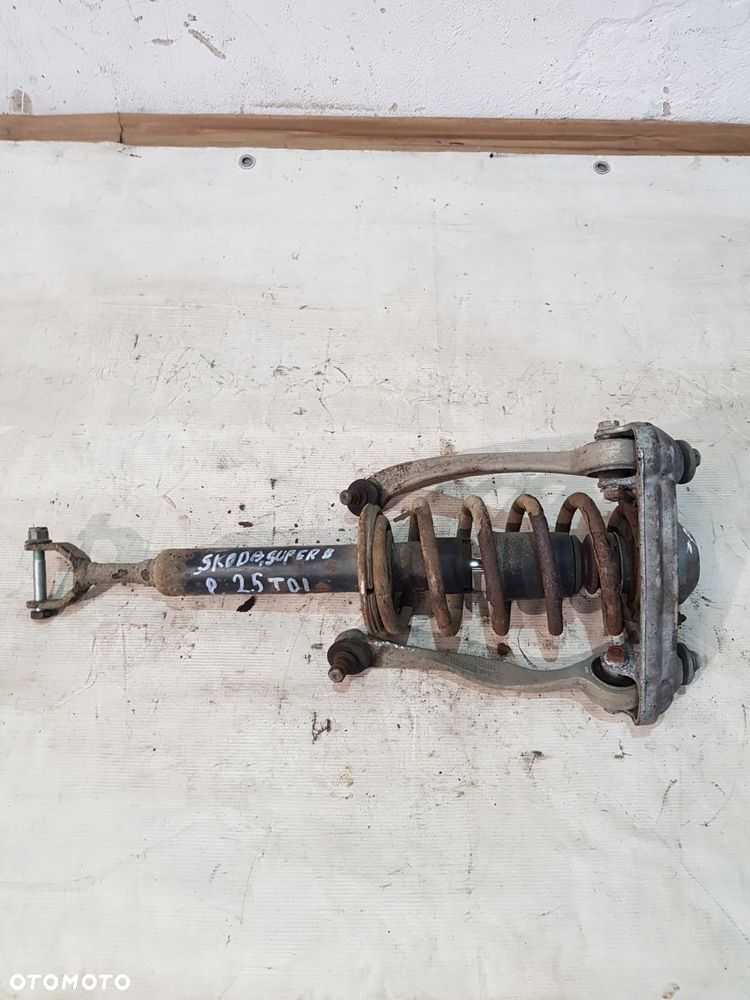 amortyzator prawy przód skoda vw audi 2.5 tdi - 1