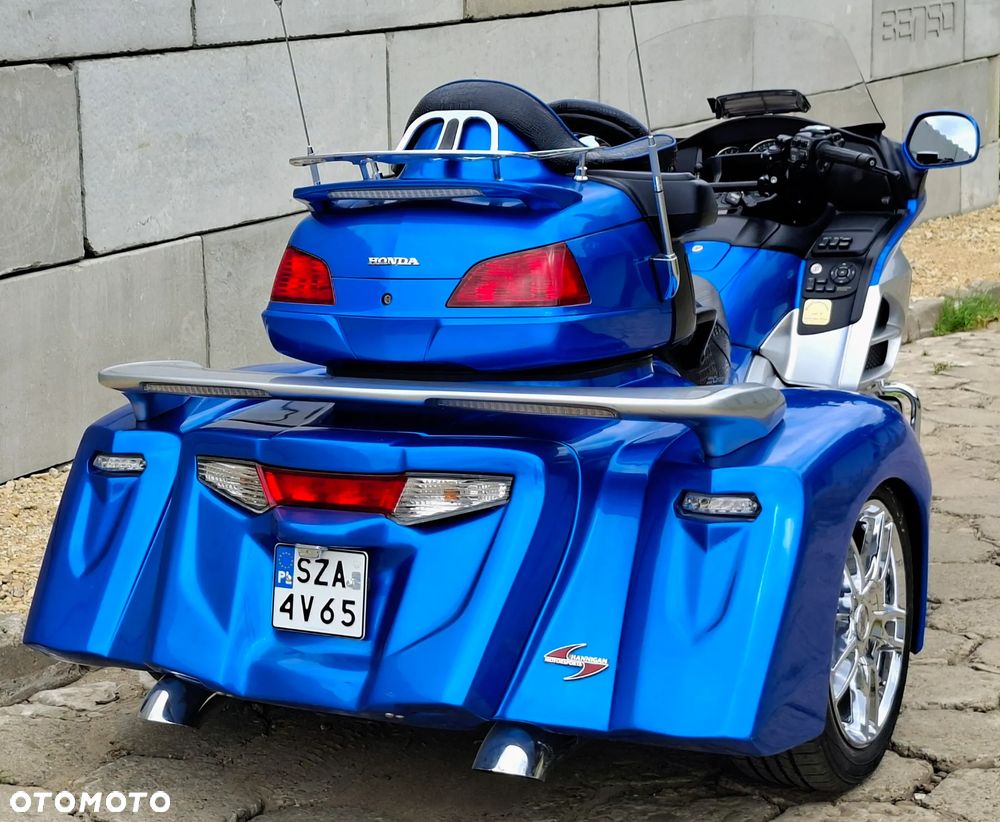 Honda GL - 8