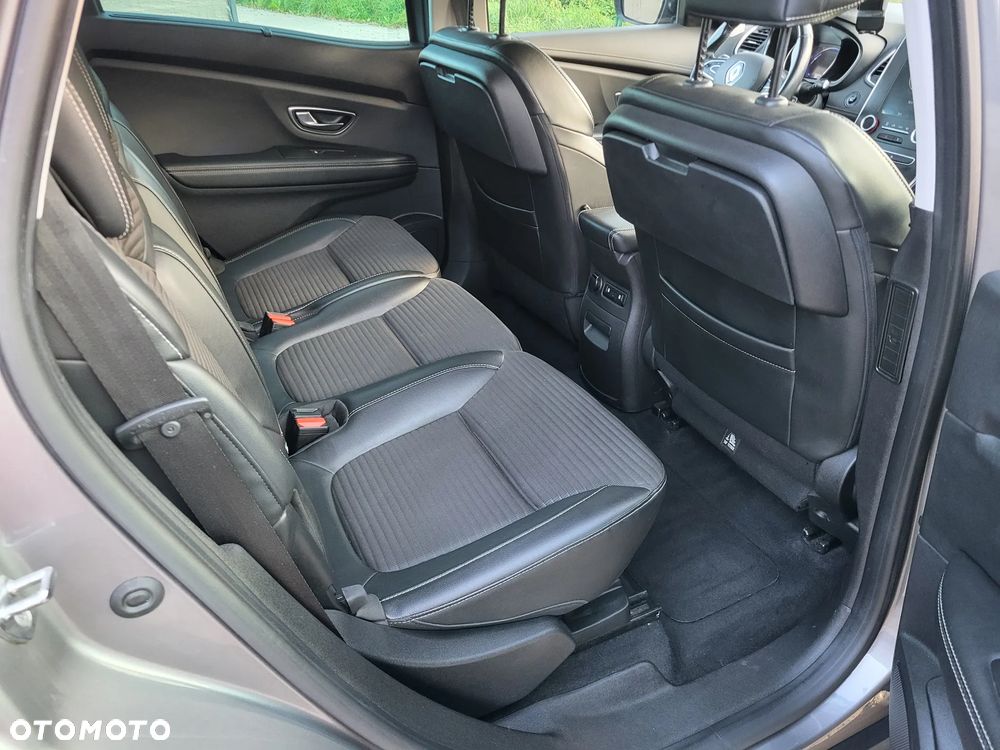 Renault Scenic ENERGY dCi 110 EXPERIENCE - 16