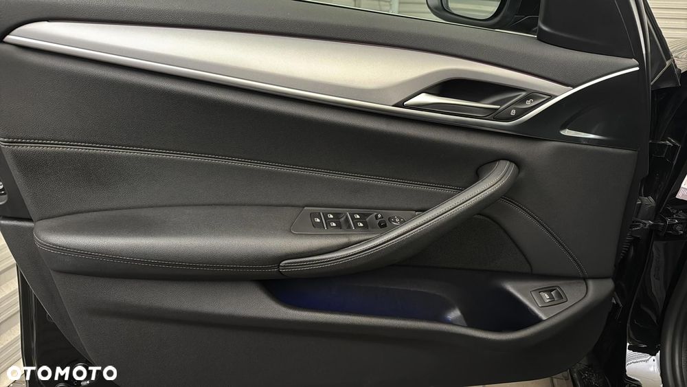 BMW Seria 5 - 13