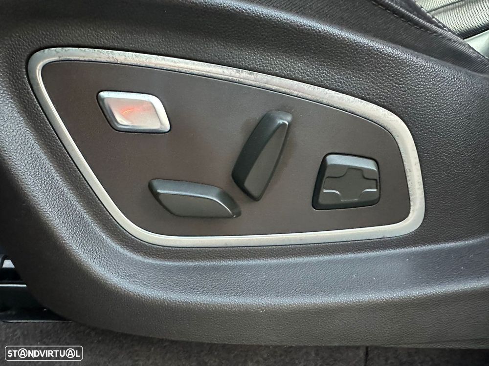 Renault Espace 1.6 dCi Initiale Paris EDC - 18