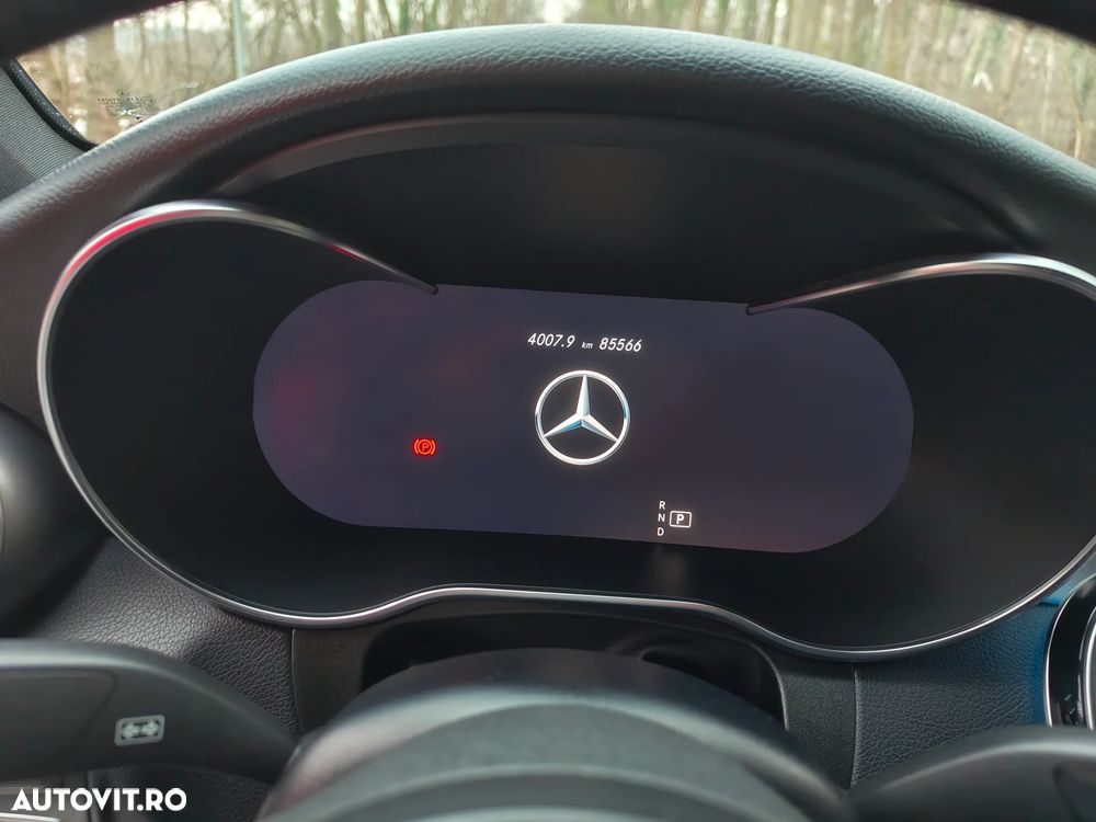 Mercedes-Benz GLC - 19