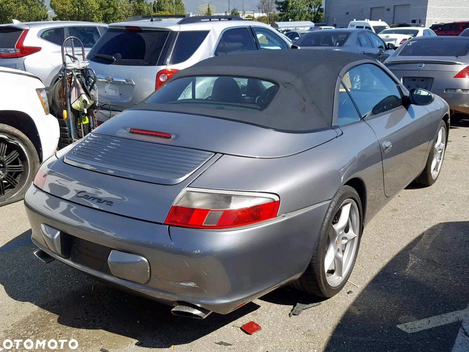 Porsche 911 Carrera - 16