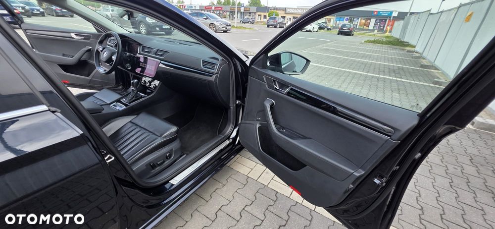 Skoda Superb 2.0 TDI SCR L&K DSG - 19