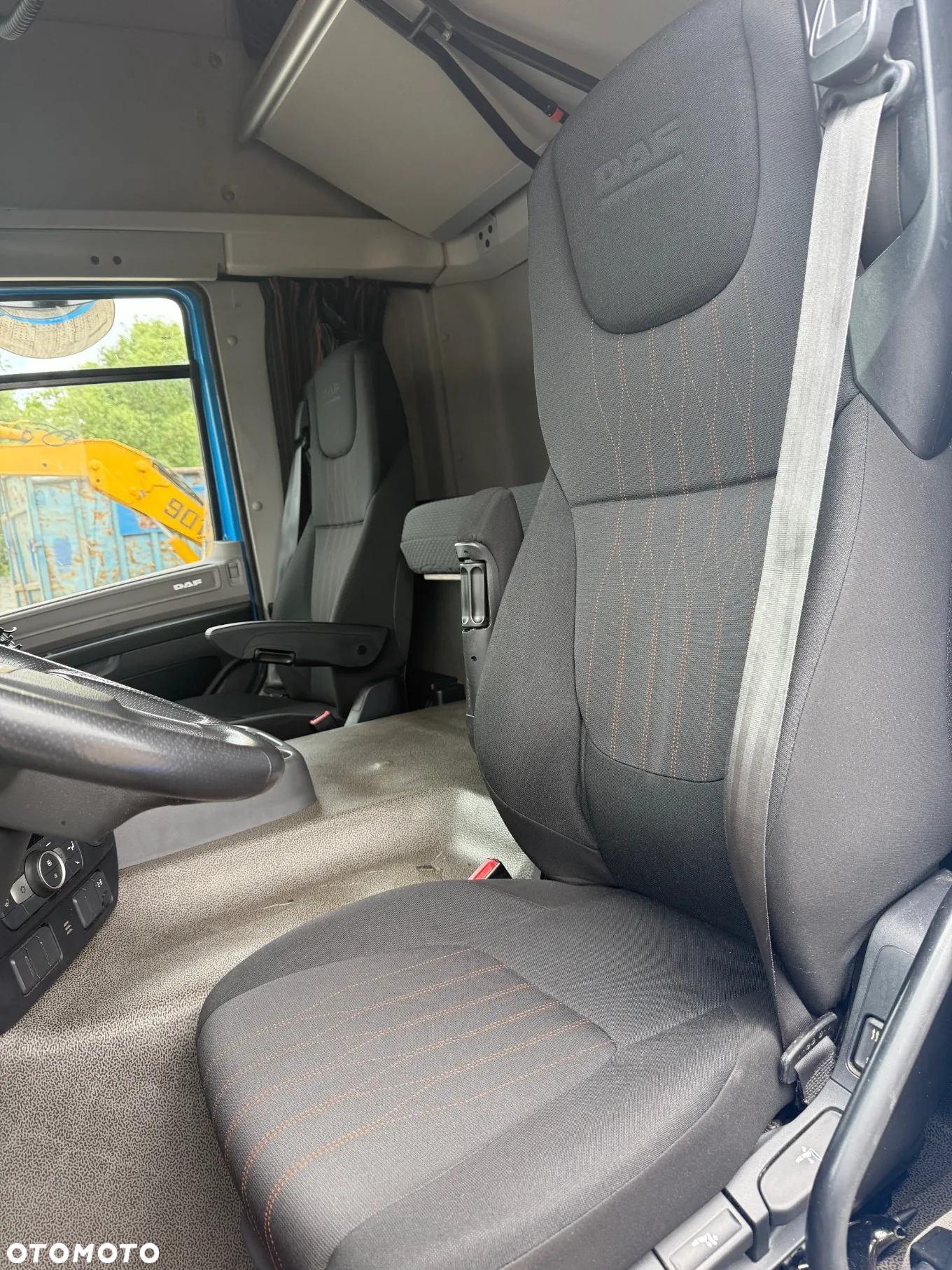 DAF CF290 - 7