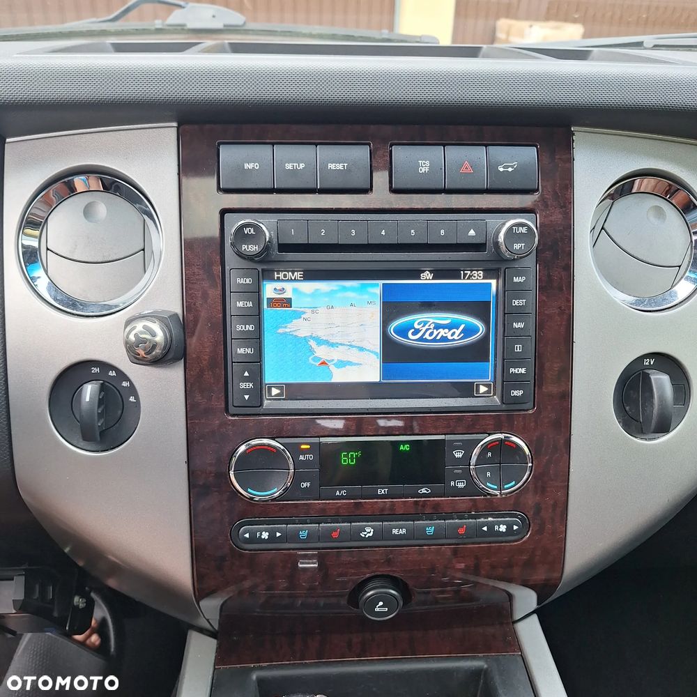 Ford Expedition 5.4 XLT 4WD - 12