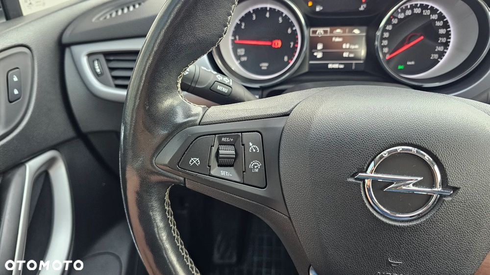 Opel Astra 1.2 T Edition S&S - 13