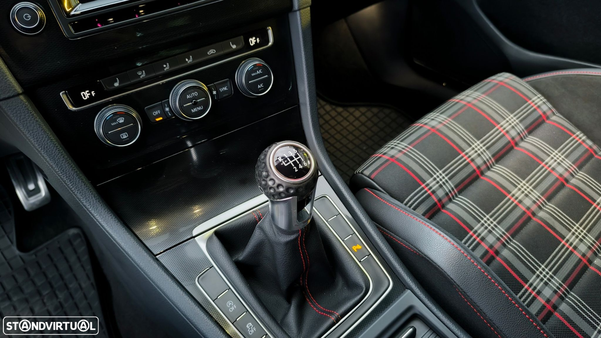 VW Golf 2.0 TSi GTi - 18