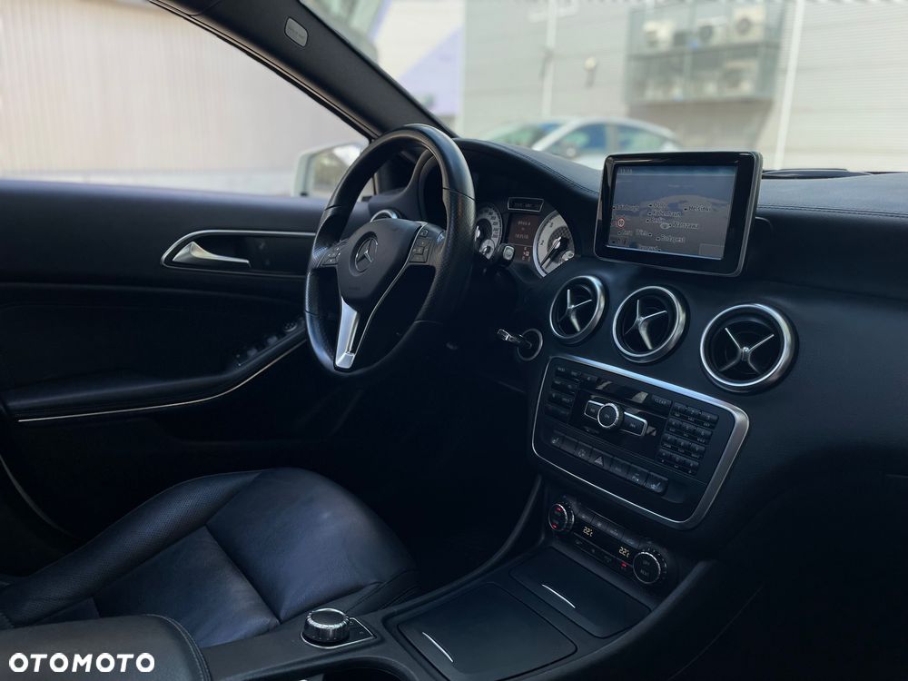 Mercedes-Benz Klasa A 200 CDI (BlueEFFICIENCY) 7G-DCT Style - 21