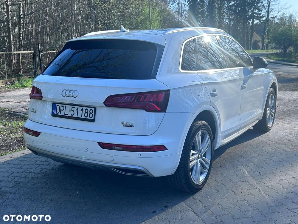 Audi Q5 2.0 TFSI Quattro S tronic design - 4